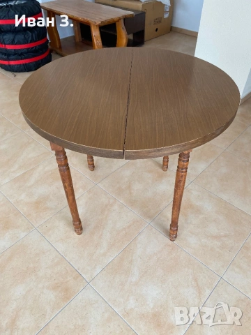 Трапезна маса