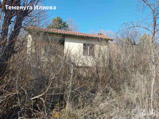 къща за ремонт, снимка 1