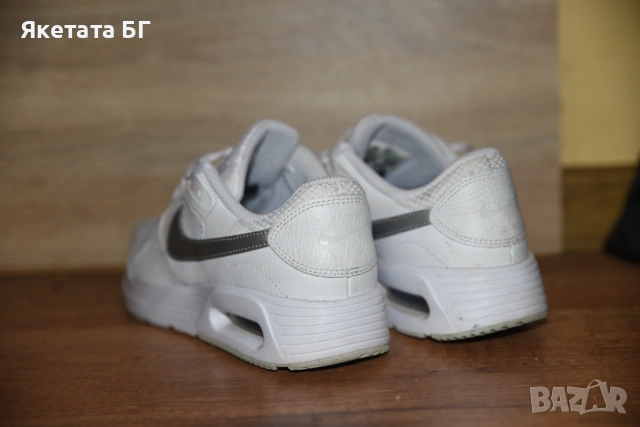 Nike Air Max оригинални маратонки 41 номер, снимка 4 - Маратонки - 53845197