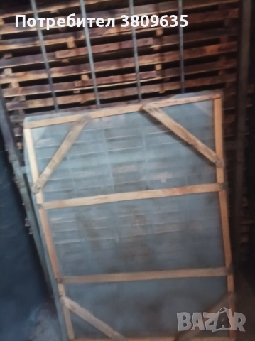 Продавам рамки за сушене на гъби и билки 