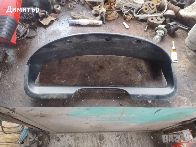 Интериорна Пластмаса Рамка Километраж За Тойота Карина 1995г / Toyota Carina 1995y 