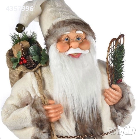 Коледна фигура Дядо Коледа с екрю бежово облекло, чувал и ски, 80cм, снимка 3 - Декорация за дома - 52394403