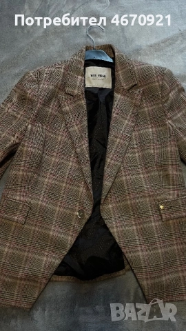 Дамско яке размер S на каре, носено два пъти