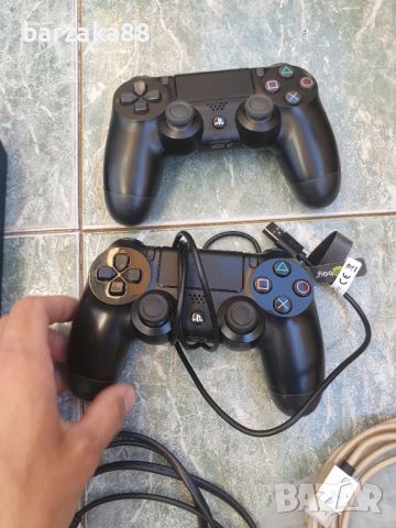 Конзола PS4 + 2 Джойстика + Кабели 1TB, снимка 4 - PlayStation конзоли - 45339517