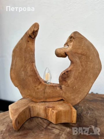 Нощни лампи от орех, снимка 3 - Настолни лампи - 51097887