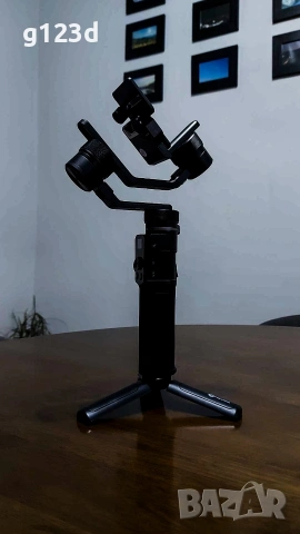 Гимбал FeiyuTech G6 Max + двуръчна ръкохватка Neewer, снимка 2 - Чанти, стативи, аксесоари - 54258463