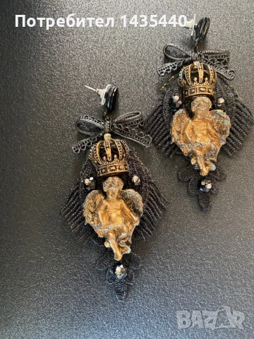 Ръчно изработени обици от серията “Дом за ангели” на дизайнерката Анелия Милчева,