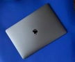 Продавам MacBook Pro 2018 A1990 15 “, снимка 2