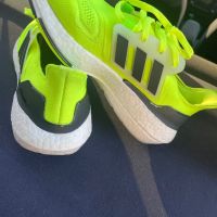 Adidas Ultraboost 22 neon green, снимка 2 - Маратонки - 45178294