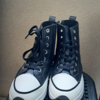 Дамски спортни обувки , снимка 1 - Маратонки - 45060939