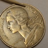 Дефектна монета.20 Сантима 1980, снимка 3 - Нумизматика и бонистика - 45163442