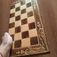 Шах -ръчна изработка ,поръчков- орнаменти- дърворезба не е ползван, снимка 5 - Антикварни и старинни предмети - 45523123