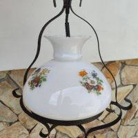 Старинен полилей от ковано желязо с голяма стъкленица с флорални мотиви , снимка 3 - Лампи за таван - 45313198