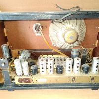 лампов радиоапарат "GRUNDIG TYP 380W", снимка 12 - Антикварни и старинни предмети - 45340177
