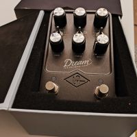 Китарен ефект UAFX Dream 65 Deluxe reverb Amp sim pedal, снимка 1 - Китари - 45781875
