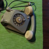 Ретро телефон с шайба, снимка 3 - Антикварни и старинни предмети - 45179765