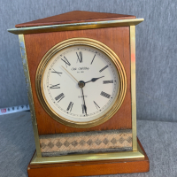 настолен часовник  , снимка 1 - Антикварни и старинни предмети - 45037793