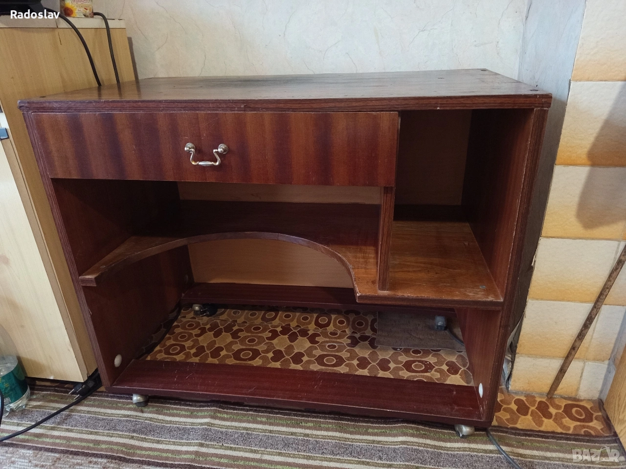 Бюро ученическо, снимка 1