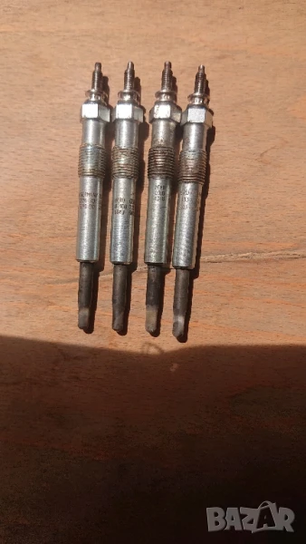 Работещи подгревни свещи BERU за форд фокус 1,8 115к.с.ТДЦИ до 2004год. , снимка 1