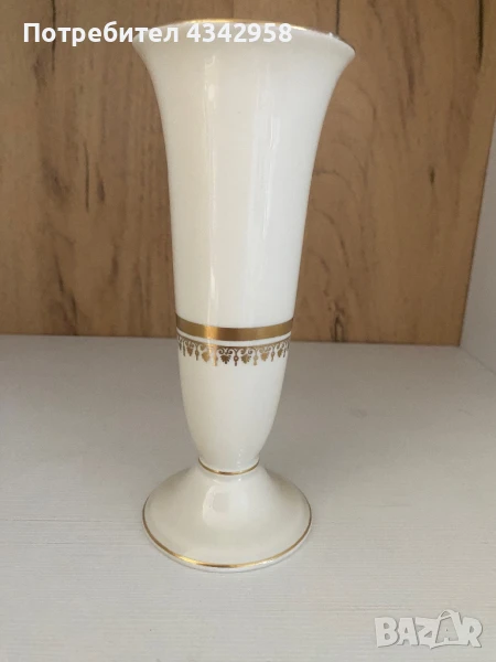 Alka. Porcelain. 1938-1958г.Ваза, снимка 1