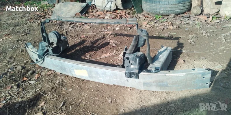Греда предна броня за Мерцедес W211 280 2004г, снимка 1