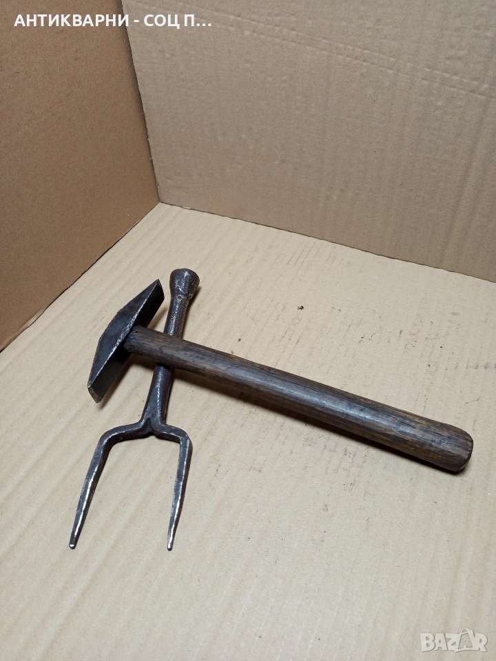 Комплект Соц Стари Ръчно Ковани Наковалня И Чукче Чук За Клепане На Коси. , снимка 1