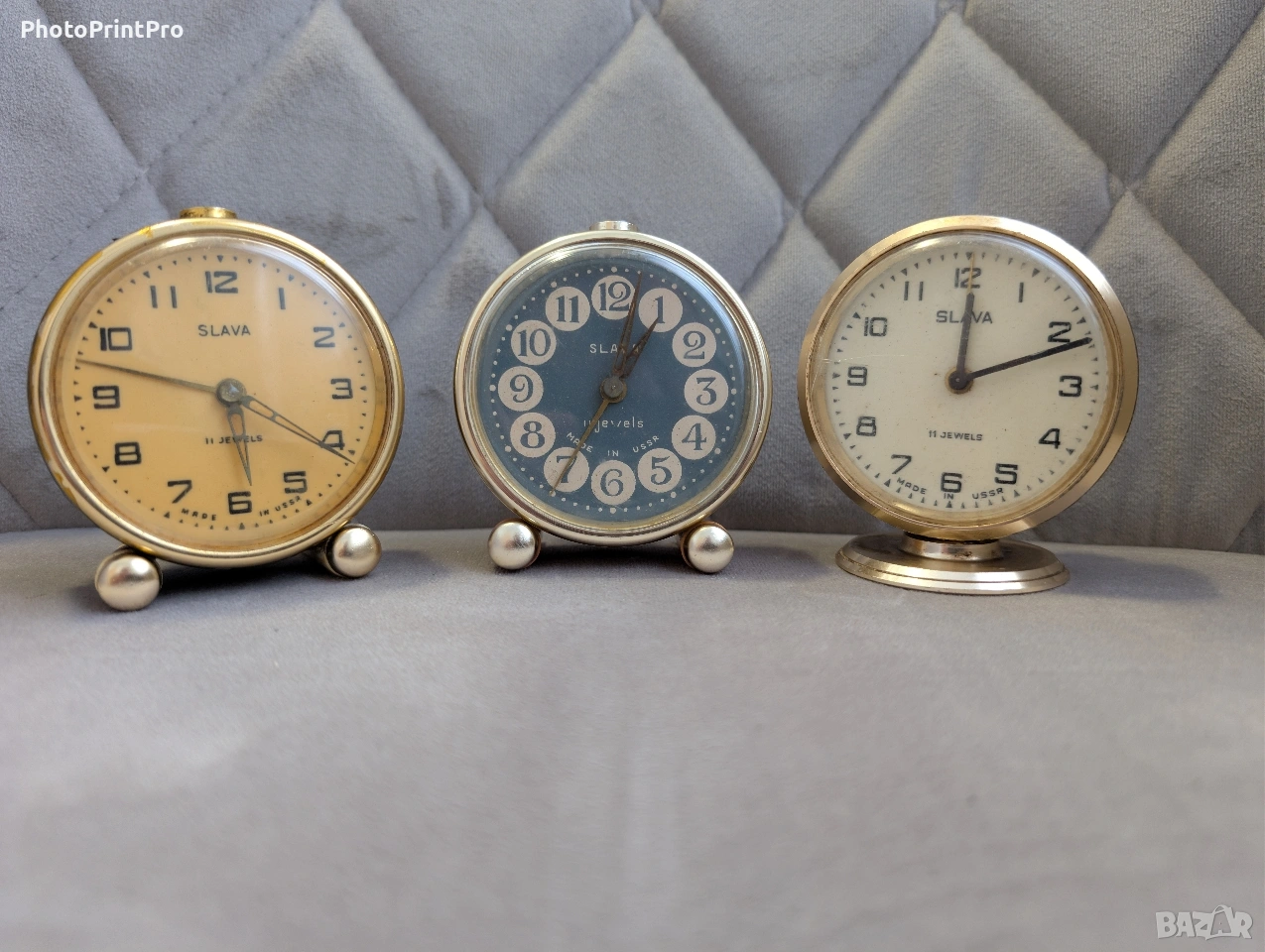 Лот от три автентични механични будилника "Слава", снимка 1