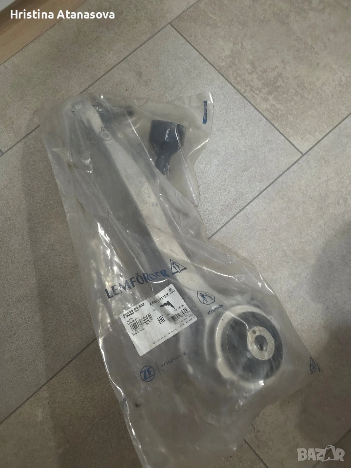 Преден ляв носач за mercedes w203, снимка 1