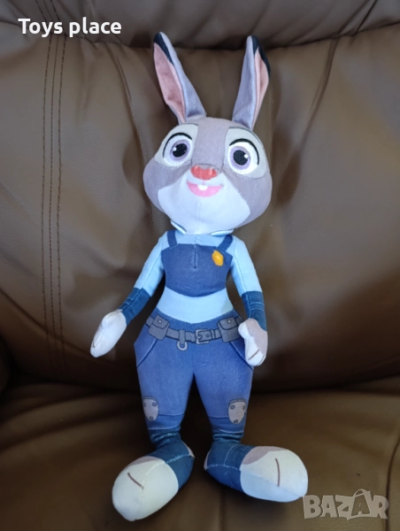 Оригинална Плюшена играчка Disney Junior, Zootropolis, Judy Hopps, снимка 1