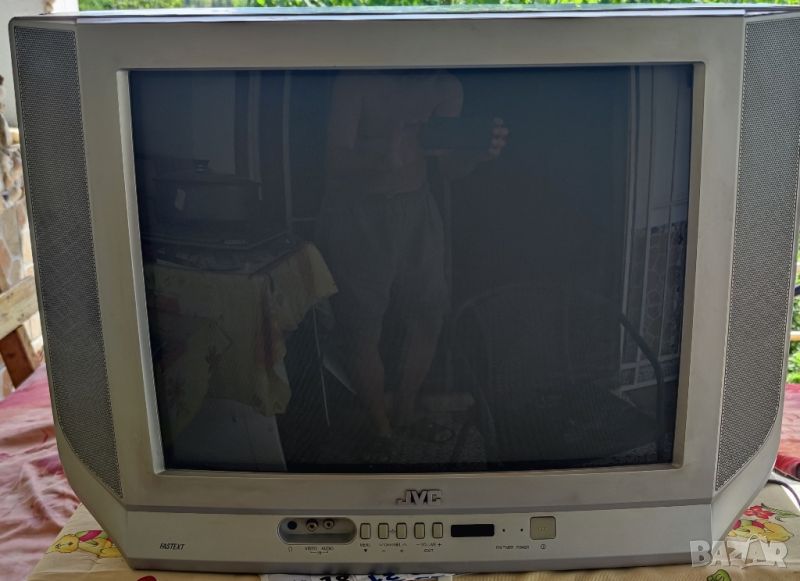Телевизор JVC 21" с кинескоп, снимка 1