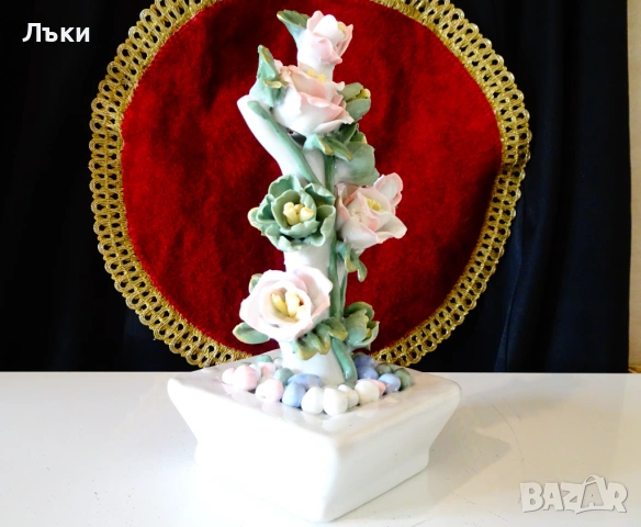 Порцеланова фигура Роза в саксия 20 см. , снимка 3 - Статуетки - 53929080