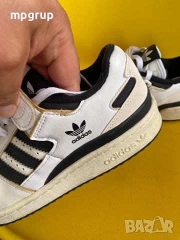 Продавам оригинални маратонки Adidas, снимка 14 - Маратонки - 52352665