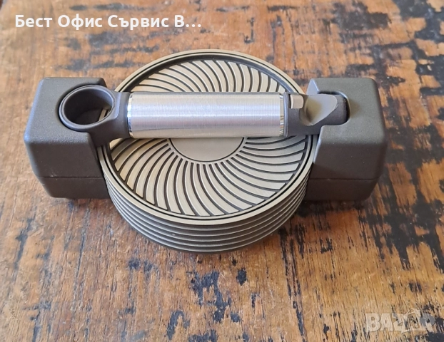 подложки за чаши Хенкелс Германия Aachen Germany Design в кутия, снимка 3 - Прибори за хранене, готвене и сервиране - 52304462