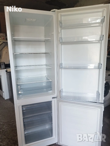 Хладилник с фризер Exquisit , снимка 2 - Хладилници - 53708505