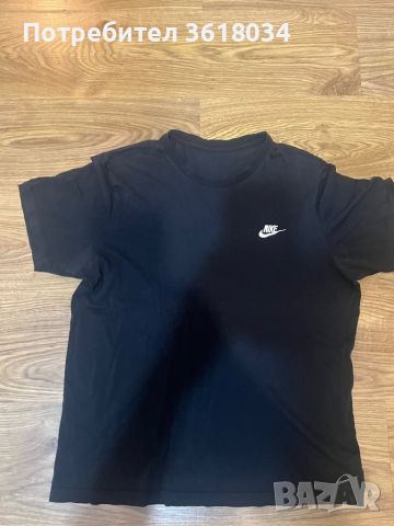 Тениска Nike M, снимка 1 - Тениски - 46411471
