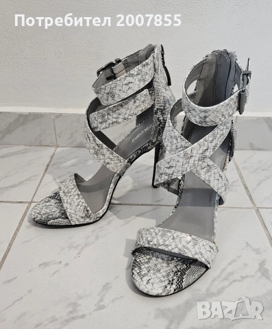 Дамски токчета с питонов принт , снимка 2 - Дамски обувки на ток - 53922389