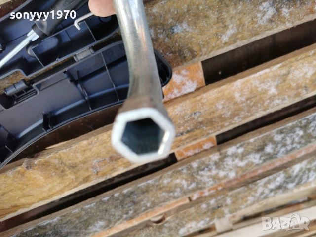 audi wv 17мм ключ за гуми 2201261621, снимка 11 - Аксесоари и консумативи - 53190379