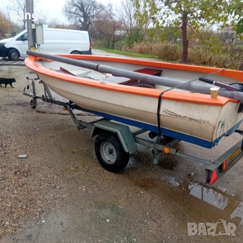 Лодка с колесар и мотор, снимка 3 - Надуваеми легла - 52589015