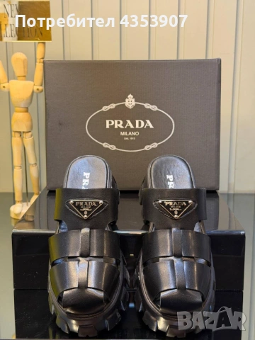 Prada дамски чехли, снимка 4 - Чехли - 53982332