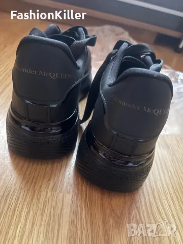 Alexander McQueen, снимка 3 - Маратонки - 48917640