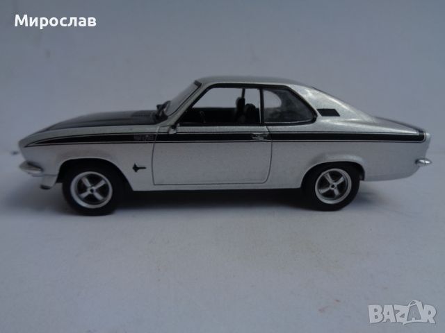 1:43 OPEL MANTA КОЛИЧКА ИГРАЧКА МОДЕЛ, снимка 1 - Колекции - 46100429