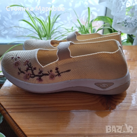 Нови дишащи обувки с бродерия, снимка 4 - Дамски ежедневни обувки - 52562641