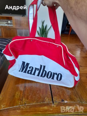 Стара чанта,сак Marlboro, снимка 1 - Други ценни предмети - 46346677