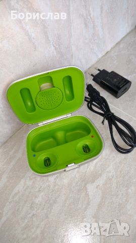 Phonak Charger Case Combi- зарядно за слухови апарати Фонак, снимка 2 - Слухови апарати - 45913480