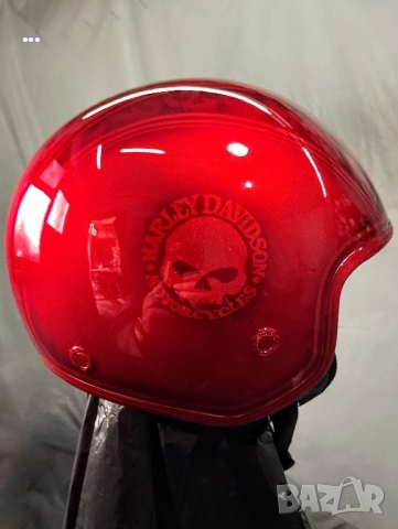 Каска за мотор с атрактивна аерография