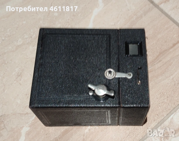 Фотоапарат с тринога, снимка 11 - Антикварни и старинни предмети - 54088811