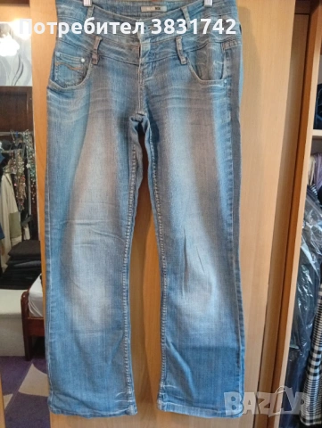 Дънки, снимка 2 - Дънки - 54299503