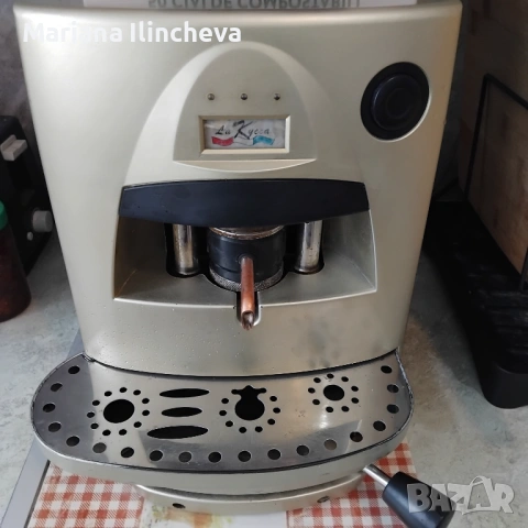 Кафе машина с хартиени дози