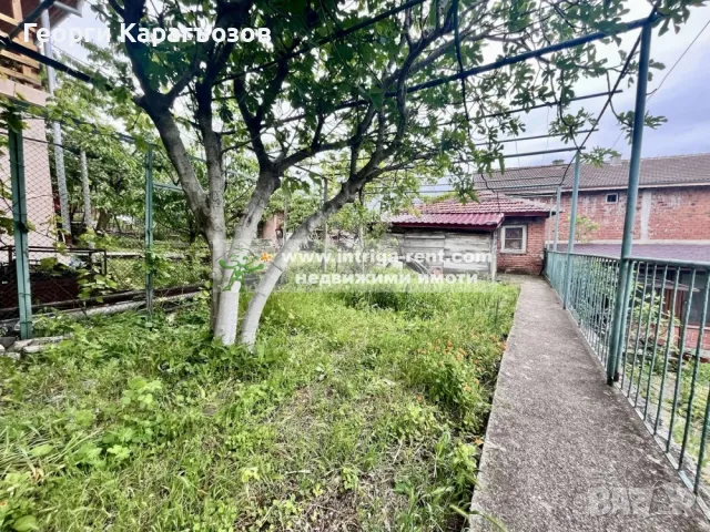 №3965 Двуетажна къща 96м2 с двор 143м2 - на калкан и за ремонт | квартал Куба, Хасково., снимка 8 - Къщи - 50310833