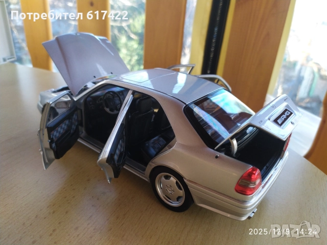 1:18 Метален модел на MERCEDES BENZ-C-CLASS C36 AMG (W202) Norev, снимка 11 - Колекции - 52708697